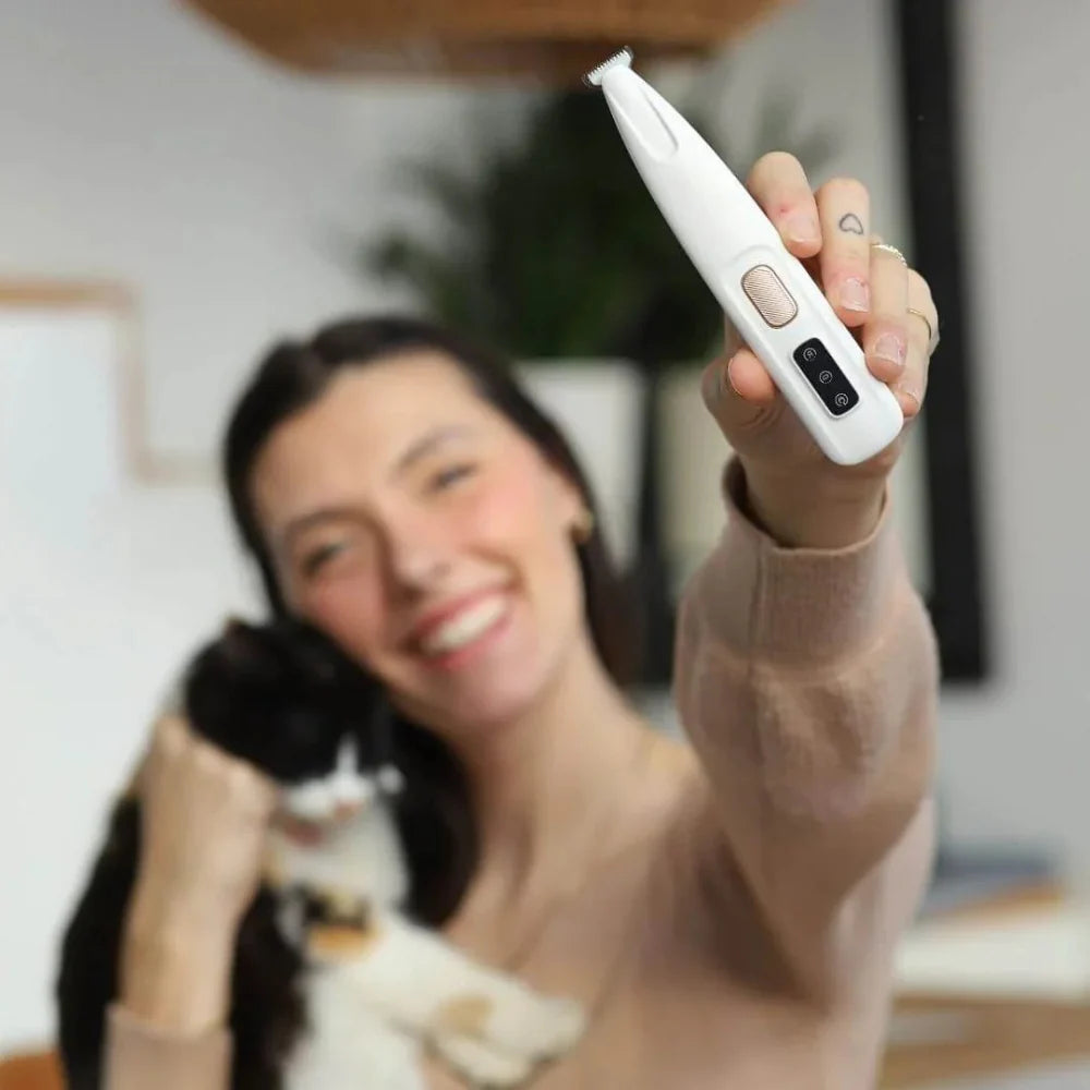 Tondeuse de Précision LED Le Pelage™ | Moins de poils. Moins de chaleur.